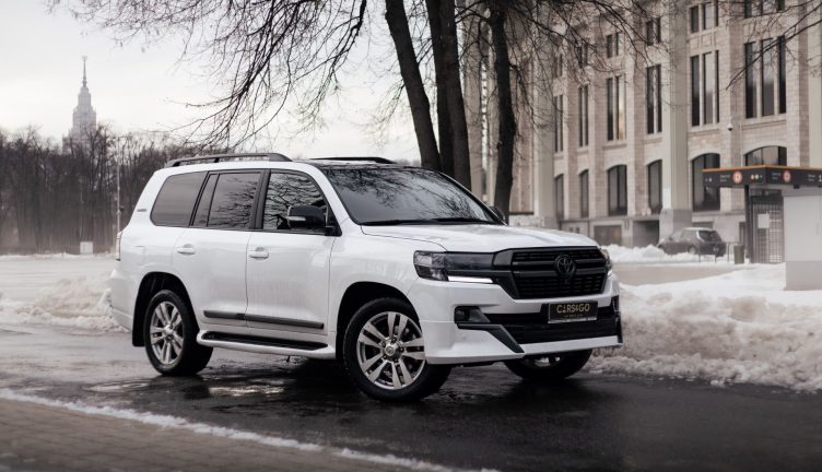 Toyota Land Cruiser 200