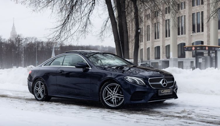 Mercedes-Benz E200 AMG Coupe