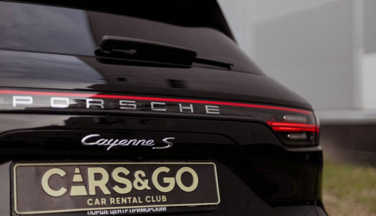Porsche Cayenne S Porsche Cayenne S