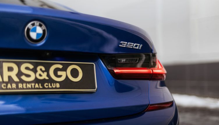 BMW 320i