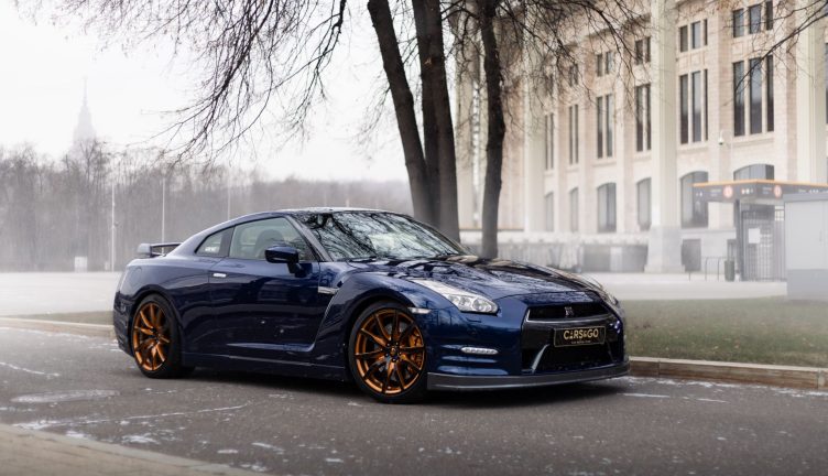 Nissan GTR